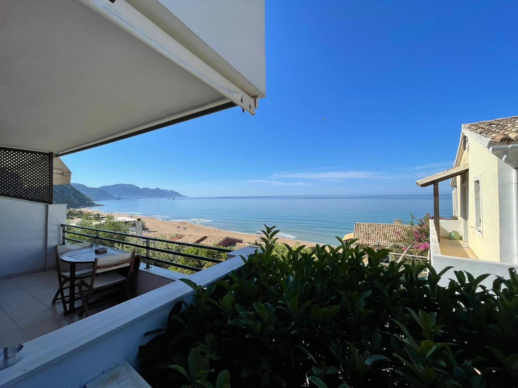 Apartament House Glifada
